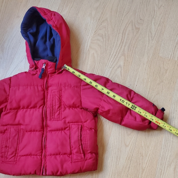 OshKosh Children's Boys Size 3T Red Hooded Jacket. - Picture 5 of 7